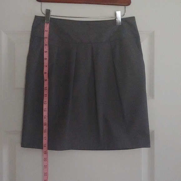 Loft skirt with pockets - Picture 2 of 3